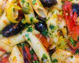 Foto del paso 6 de la receta: SALSA DE TOMATITOS CHERRY Y ACEITUNAS NEGRAS🍅🫒🌶🧄🍅🫒(para acompañar pastas secas) 🍜🍜
