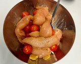 Foto del paso 1 de la receta: Pollo con cherry, soja y jengibre en freidora de aire