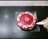 A picture of step 9 of 3 Layerd Strawberry 🍓 Dessert 🍮 Cake 🎂 Recipe 😋👌.