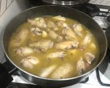 Foto del paso 8 de la receta: Alas de pollo con ajos y vino con rehogado de col