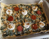 Foto del paso 4 de la receta: Hojaldrado de espinacas con queso de cabra, chorizo colorado y nueces