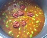 Foto del paso 4 de la receta Guiso de habas, guisantes y papas con chorizo y huevo 🍳