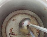 A picture of step 2 of Mutton Quorma.