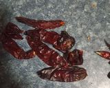 Foto del paso 2 de la receta: Salsa roja para tacos
