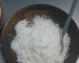 Foto langkah ke 3 dari resep Putu Ayu Ketan Hitam.