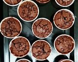 Foto langkah ke 4 dari resep Chocolate Custard Muffin (tanpa mixer lho).