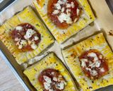 Foto langkah ke 7 dari resep Croissant Pizza Mini.