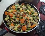 Foto del paso 6 de la receta Quinoa con verduras y ternera