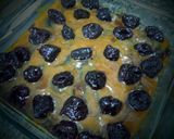 Foto del paso 9 de la receta: Tres leches relleno de ciruelas pasas maceradas en vino tinto