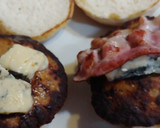 Foto del paso 8 de la receta: Hamburguesas caseras bacon, queso azul y masala