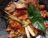 Foto langkah ke 3 dari resep 081. Gulai Daun Singkong ala Minang.