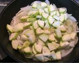 Foto del paso 4 de la receta Alitas de pollo encebolladas