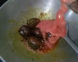 A picture of step 3 of Baigan Tomato Curry.