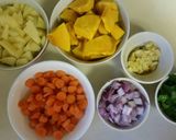 Foto del paso 1 de la receta Sopa de ajo con vegetales