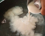 கேழ்வரகு களி/ கேப்பைக் களி ரெசிபி ஸ்டேப் 2 புகைப்படம்