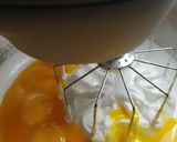 Foto del paso 3 de la receta: Bizcocho para torta