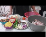 Foto langkah ke 1 dari resep Mie Sop Khas Medan.