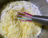 Foto langkah ke 3 dari resep Muffin Keju Yoghurt.