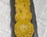 A picture of step 6 of Methi masala Puri.