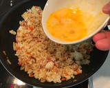 Foto del paso 3 de la receta: Arroz frito con salsa de soja