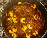 Foto del paso 4 de la receta: Noodles de arroz, con langostinos y calabacín