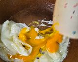 Foto langkah ke 3 dari resep Nasi Goreng Telur Ayam.