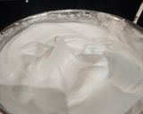 A picture of step 6 of Mini Banoffee Pie.