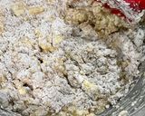 A picture of step 8 of Apple Cake with Streusel Topping.