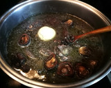 Foto del paso 3 de la receta: Frijoles con setas shiitake y costillar de cerdo