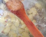 Foto langkah ke 2 dari resep Sup sosis jamur kuping.
