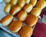 Foto langkah ke 9 dari resep #22 Bomboloni Menul Empuk.