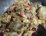 Foto del paso 6 de la receta: Alcachofas al Wok con Panceta y Morcilla Patatera en Salsa de Tomate