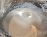 Foto del paso 2 de la receta: Bizcocho de leche con cobertura de chocolate