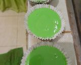Foto langkah ke 6 dari resep Bolu pandan mekar kukus.