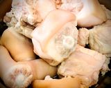 Hình bước làm 1 của món Bún Đuôi Heo
