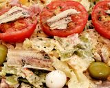 Foto del paso 7 de la receta: Ensalada de pasta con mozzarella y sardinillas