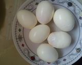 A picture of step 2 of Potato egg curry.
