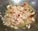 รูปขั้นตอนการทำที่ 3 ของ กะเพราทูน่า🐟🌶