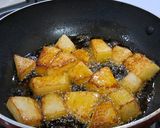 A picture of step 2 of Kashmiri-Style Ash Gourd Curry.