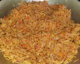शेजवान फ्राईड राईस (Schezwan Fried Rice Recipe In Marathi) रेसिपी स्टेप 4 फोटो