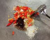 Foto langkah ke 4 dari resep Udang Cabe Garam.