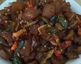 Foto langkah ke 6 dari resep Oseng kikil pedas.