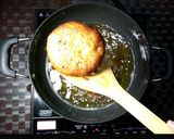A picture of step 5 of Pizza Cutlet Indian cutlet with Italian cheesy filling.