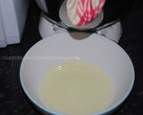 A picture of step 3 of My yogurt balls.