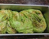 A picture of step 8 of Spinach Cheese Garlic Babak.