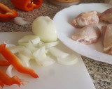 Foto del paso 1 de la receta: Pollo con calabacín