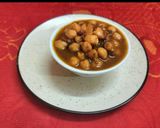 A picture of step 3 of Kabuli chana masala.