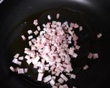 Foto del paso 1 de la receta: Empanadillas de bacon, jamón y champis