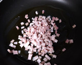 Foto del paso 1 de la receta: Empanadillas de bacon, jamón y champis
