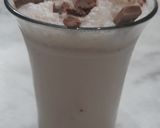 A picture of step 2 of Chocolate milkshake.